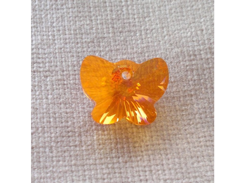 Přívěsek motýl Swarovski 18 mm, crystal astral pink