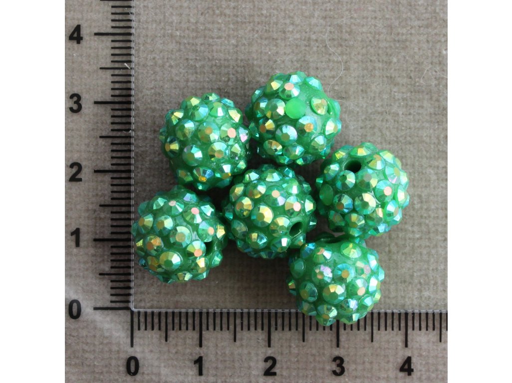 Tmavě zelená 13 mm zelená kulička plast 13 mm 2,4 mm
