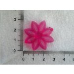 Plastová kytka, pr. 31 mm, sytě růžová