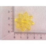 Plastová kytka, pr. 31 mm, žlutá
