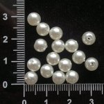 Vosková perle, krémová - 6 mm krémová 1,5 mm kulička