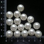 Voskové perle 12 mm - krémové krémová plast 12 mm 2 mm
