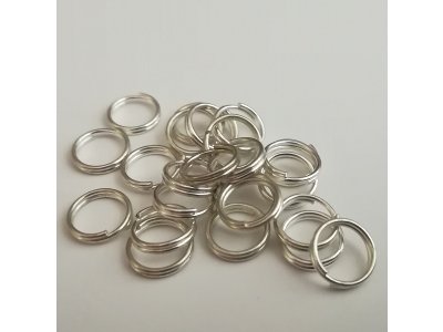 Spojovací kroužky dvojité 8 mm silné 0,7 mm - stříbrná