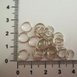Spojovací kroužky dvojité 8 mm silné 0,7 mm - stříbrná
