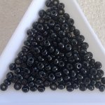 Rokajl velkodírkový, 3mm - černá